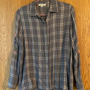 Francesca’s Flannel Size Medium